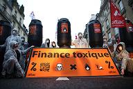 Réforme bancaire : Attac décontamine la finance toxique !
